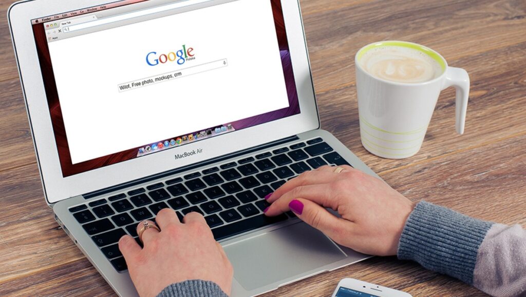How to optimize blog content for search engines